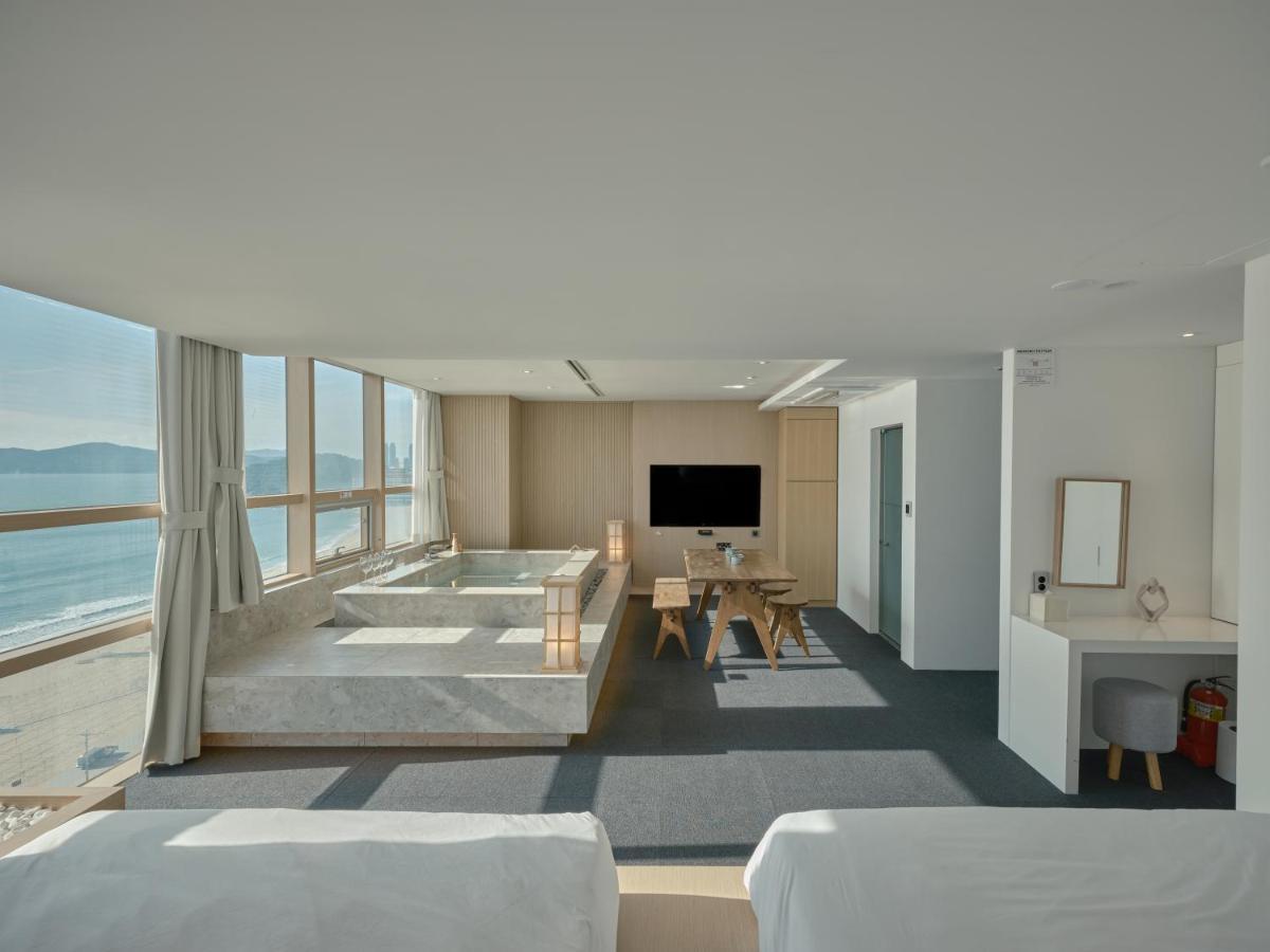 Uh Suite The Haeundae Pusan Exteriér fotografie